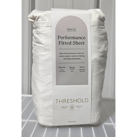 Threshold Twin XL Size Cotton Sateen Sour Cream Fitted Sheet Fits Up to 18" Deep - Picture 1 of 6